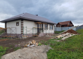 Строительство одноэтажного коттеджа из белого силикатного кирпича