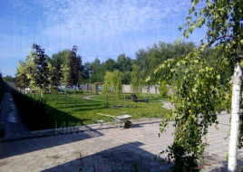Строительство большого дома с цоколем