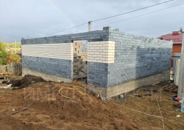 гараж из кирпича